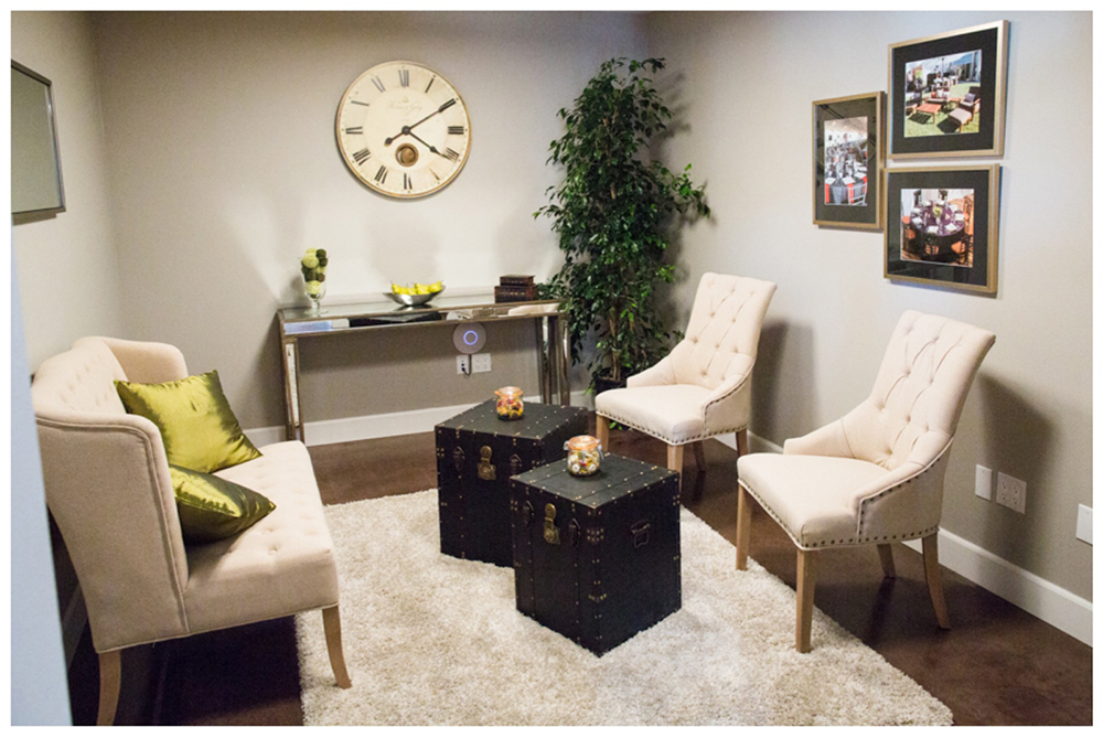 rent vintage lounge furniture in Wine Country 