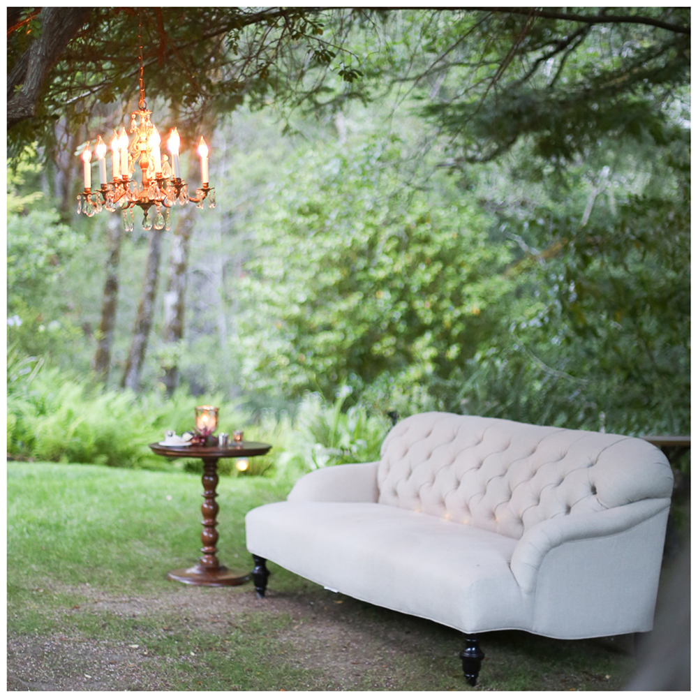 rent vintage lounge furniture in Wine Country 