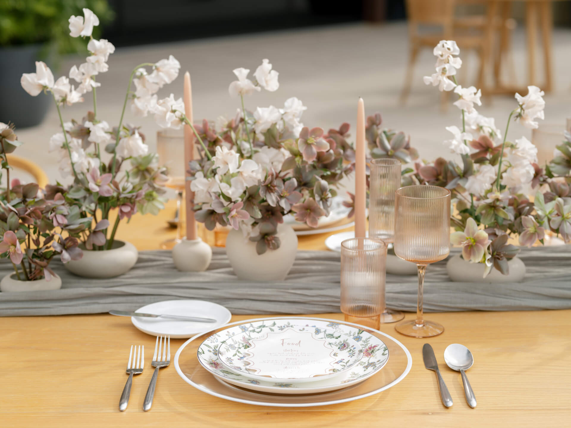 Table Setting rentals from Encore Events Rentals