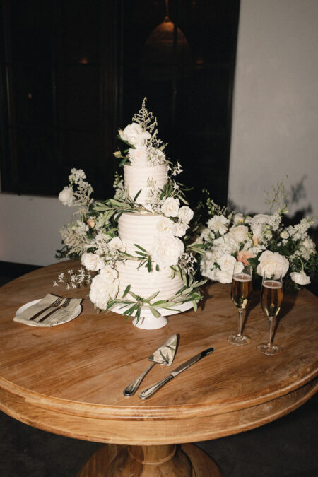 Isabella Round Table - Image 3