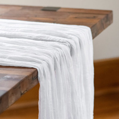 Aries White Runner